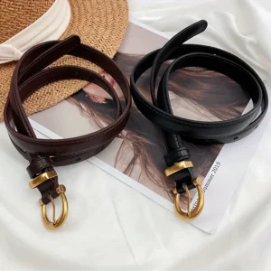 Ceinture en cuir vintage pour hommes, avec une boucle ovale classique, idéale pour un style décontracté.