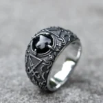 Bague Chevalière Lucifer Homme – Pierre Noire, Acier Inoxydable, Style Vintage Gothique & Punk