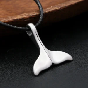 Collier Queue de Dauphin Unisexe – Pendentif Marin en Acier Inoxydable