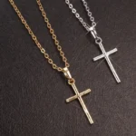 Collier Croix de Jésus – Longue Chaîne Argentée, Pendentif Chrétien, Bijou Tendance & Élégant